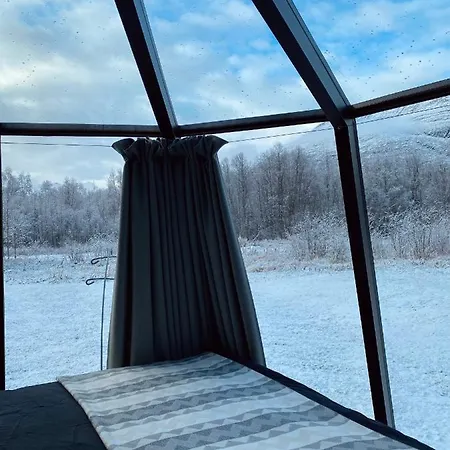North Experience Basecamp Lodge Oteren