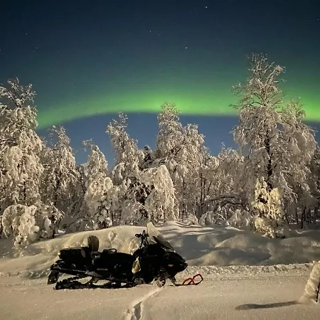 North Experience Basecamp Lodge *