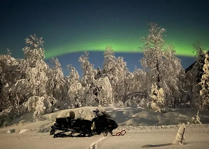 North Experience Basecamp Lodge *