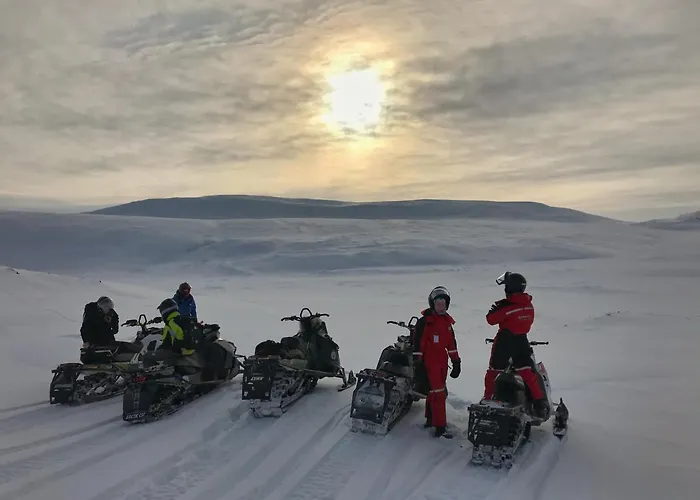 North Experience Basecamp Lodge Oteren