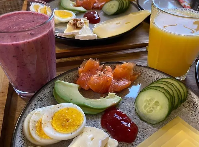 Lodge North Experience Basecamp *