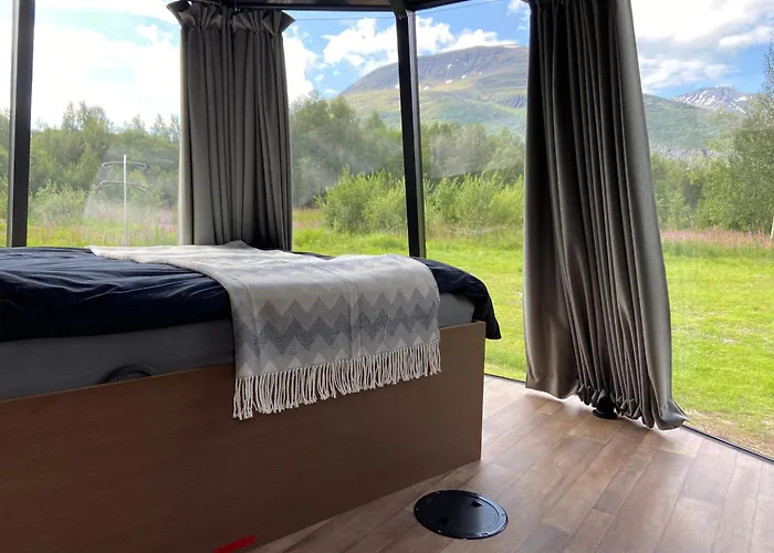 North Experience Basecamp Oteren